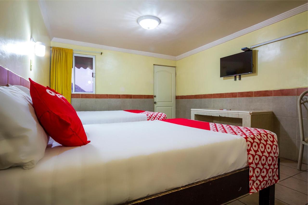 Oyo Hotel San Gilberto Hermosillo Exteriör bild